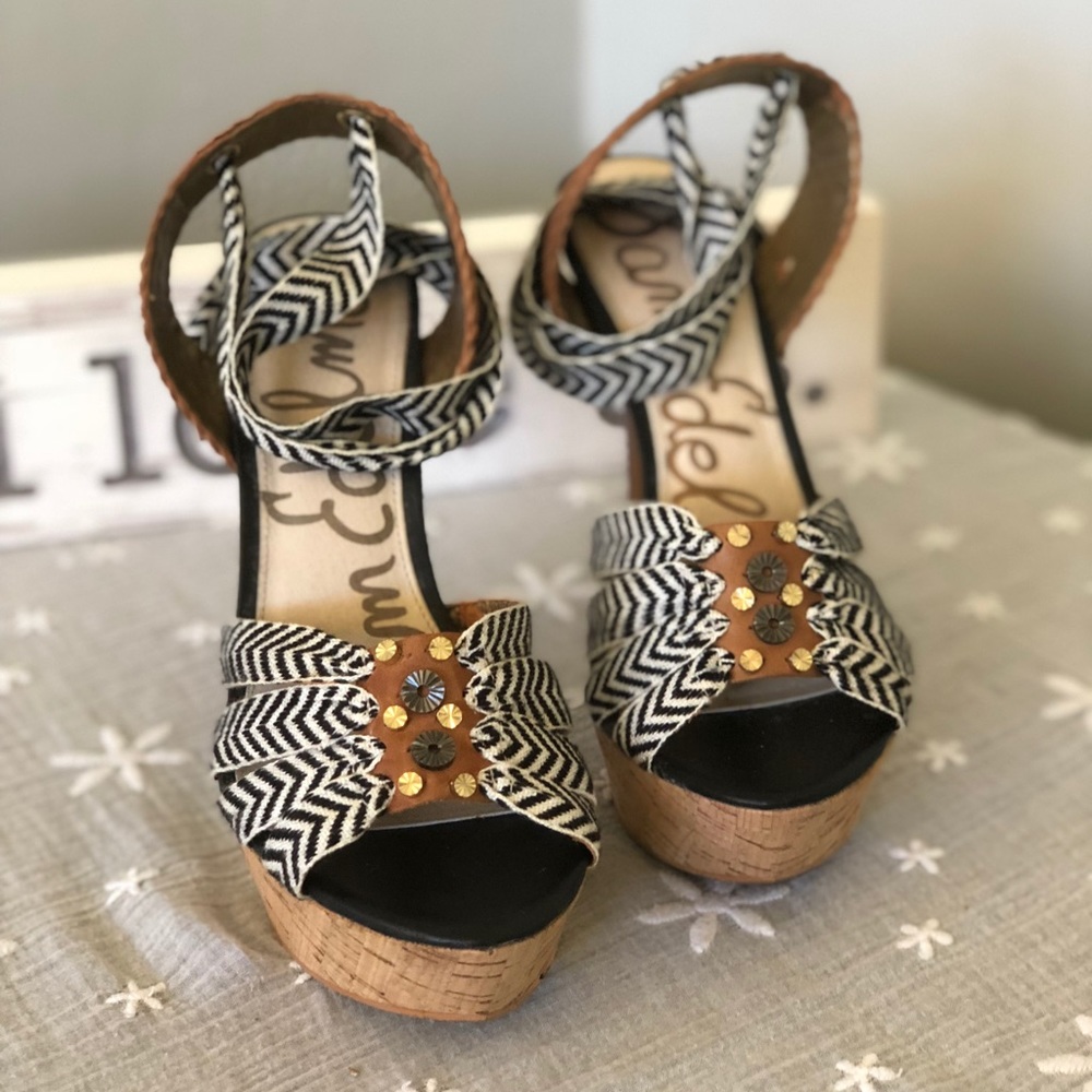 Cute Printed Lace Up Heels